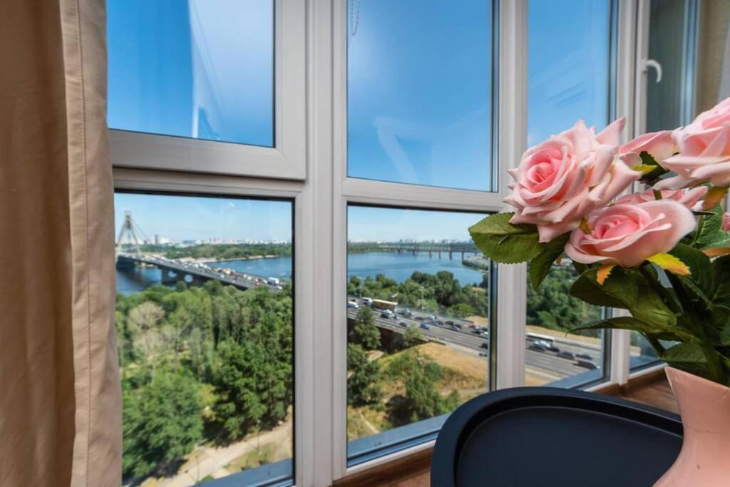 Apartments With Crazy Panoramic View Of The Dniepr Kiev Exterior foto